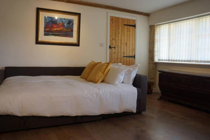 Crucis Park Estate Villa Cirencester Ngoại thất bức ảnh